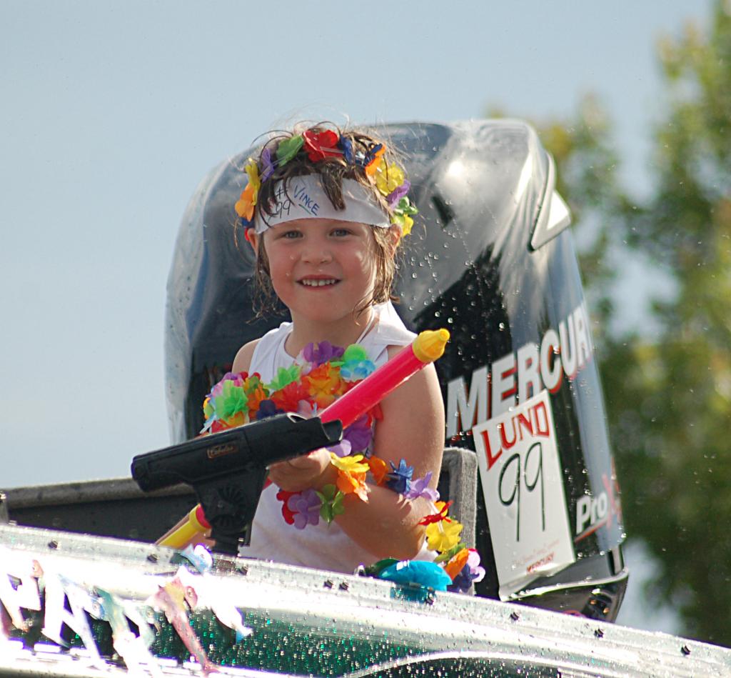 Bass Parade107-14-08