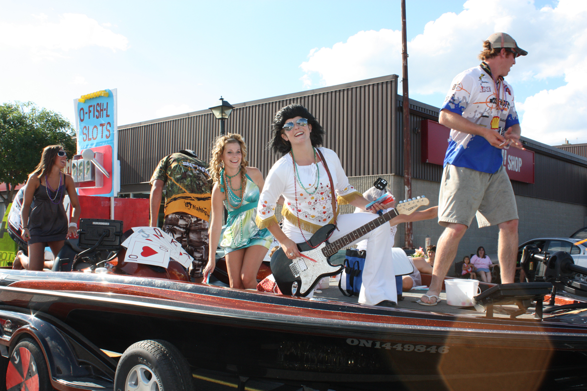 Parade - Team 19 1