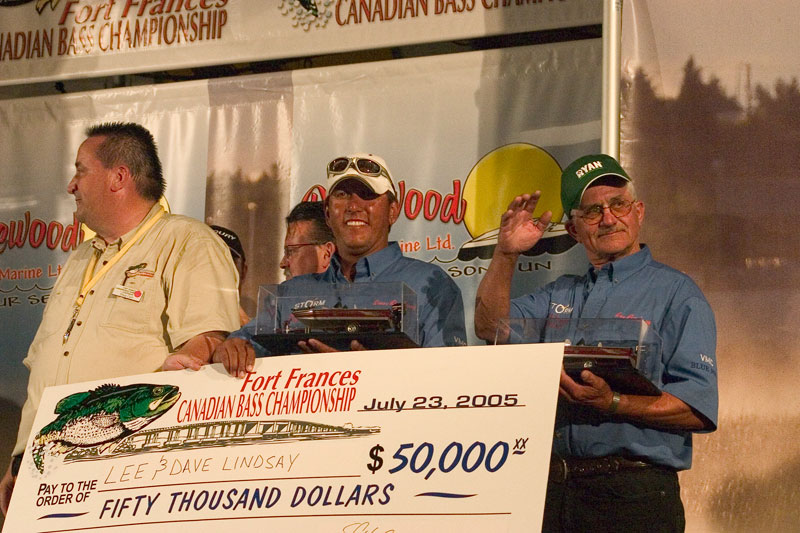 winners-with-check